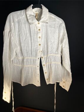 Free People Ivory Textured Button-Front high low Top Size Small